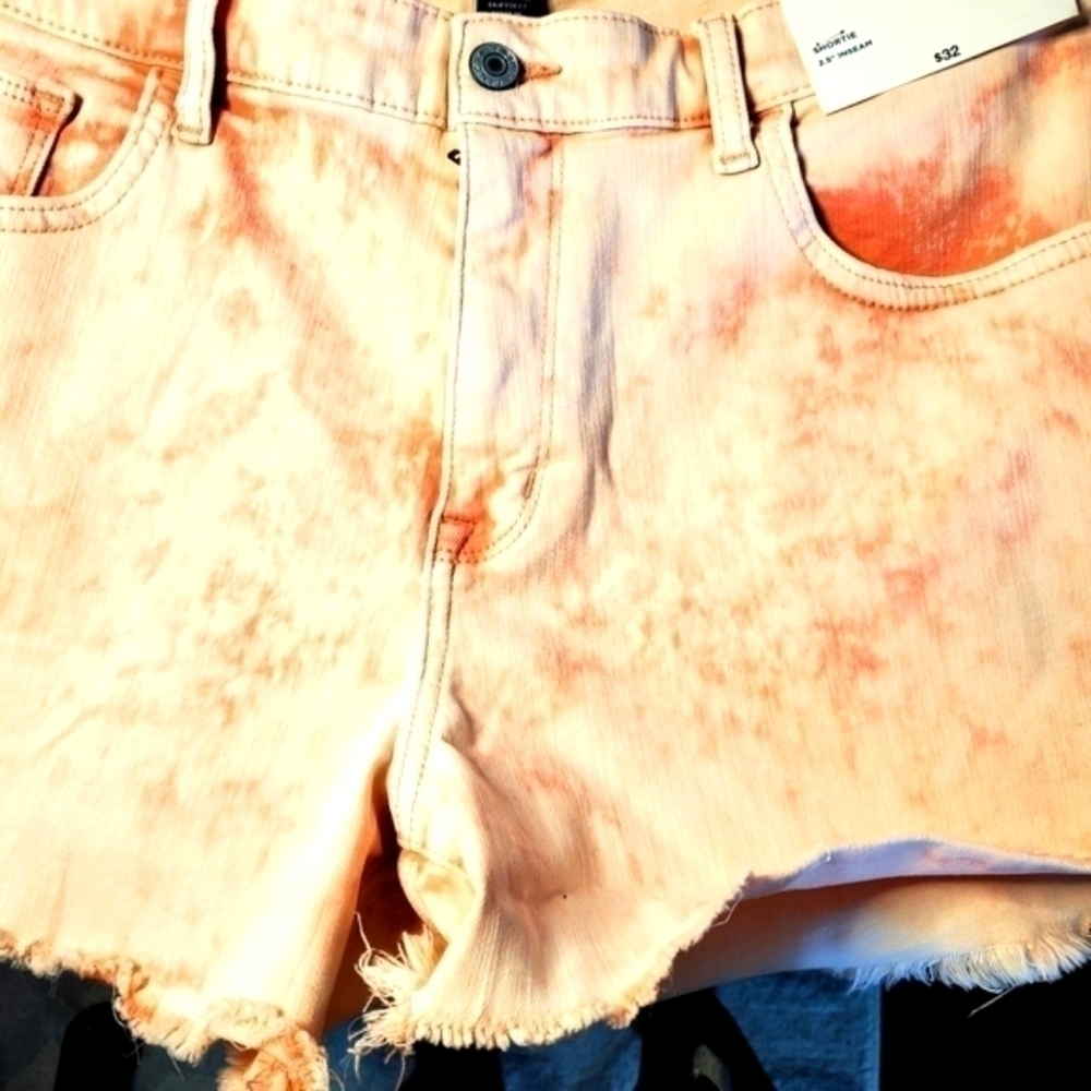 Arizona jean Short tye dye Salmon Size 17 NWTG - Picture 13 of 16